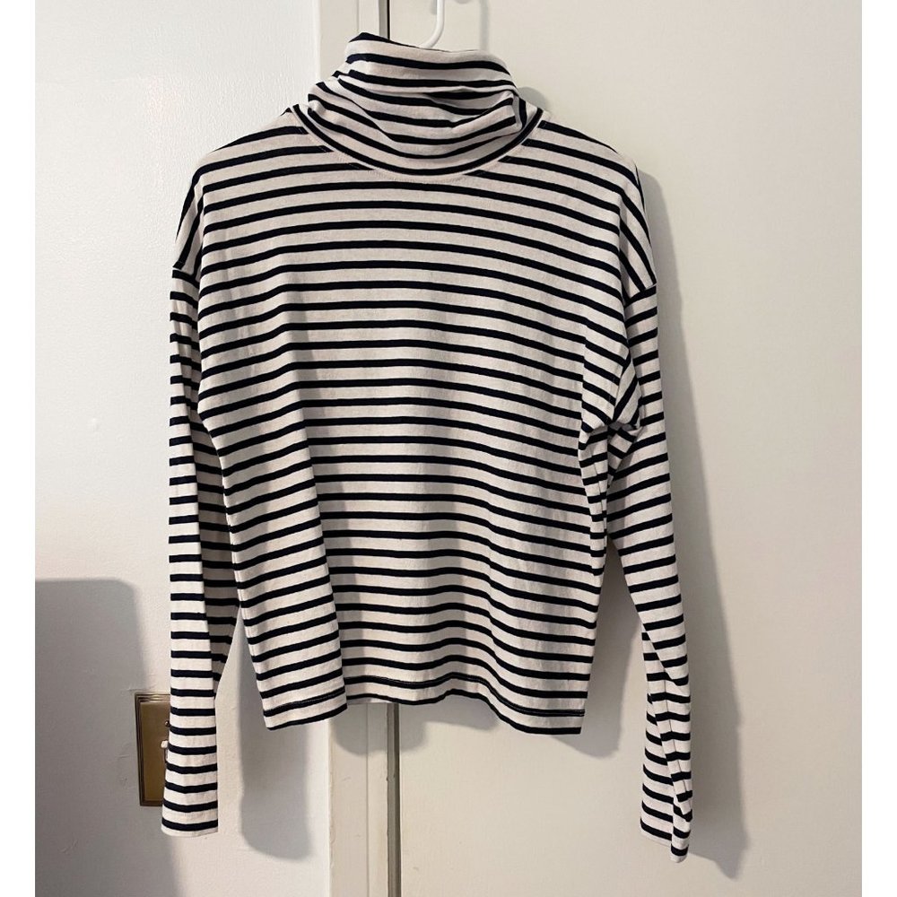 Striped Turtleneck shirt- size M